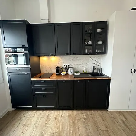 Cosy, 8 Min A Pied Du Palais Et De La Daire